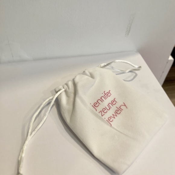 Colette necklace from Jennifer Zeuner Jewelry - Picture 4 of 4